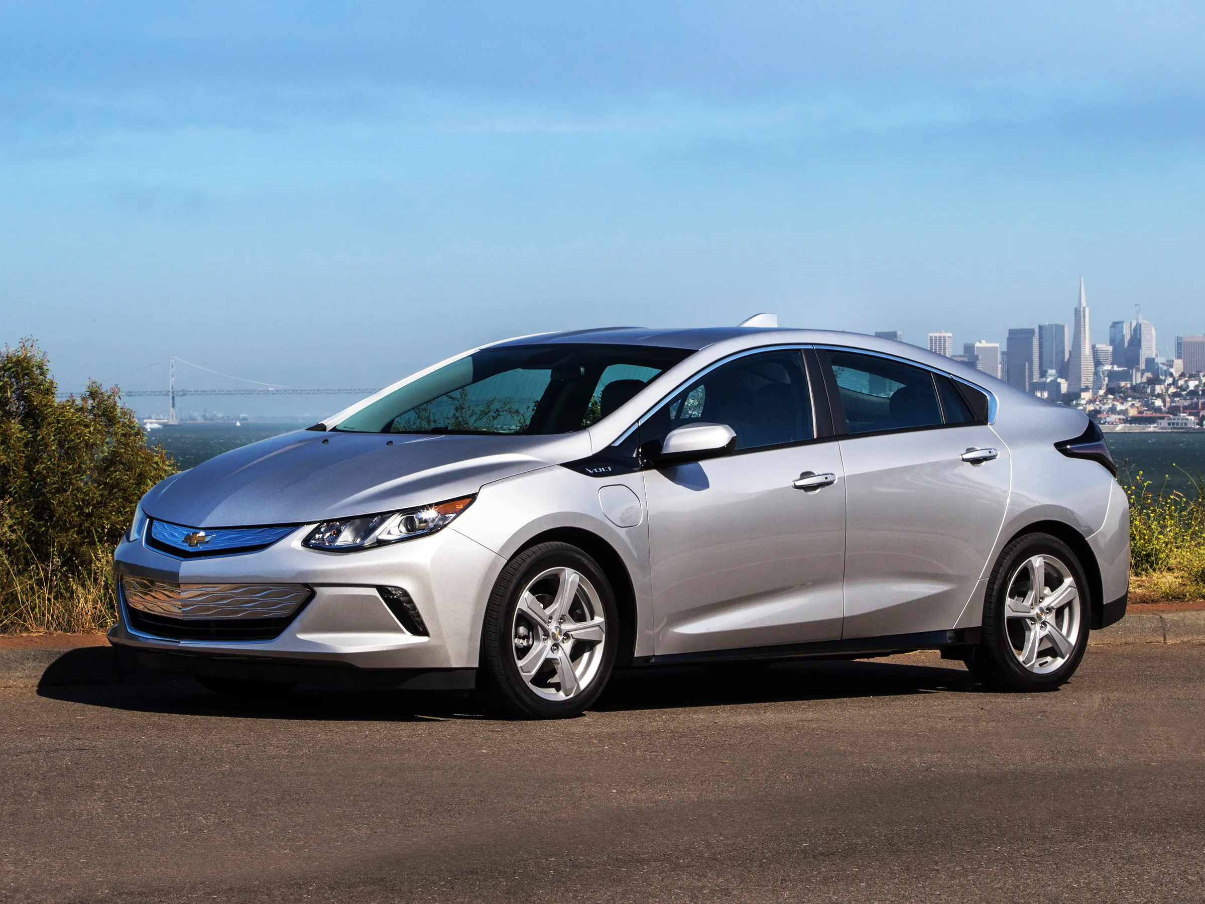 Chevy Volt plug-in hybrid as an EV rental alternative in Ottawa