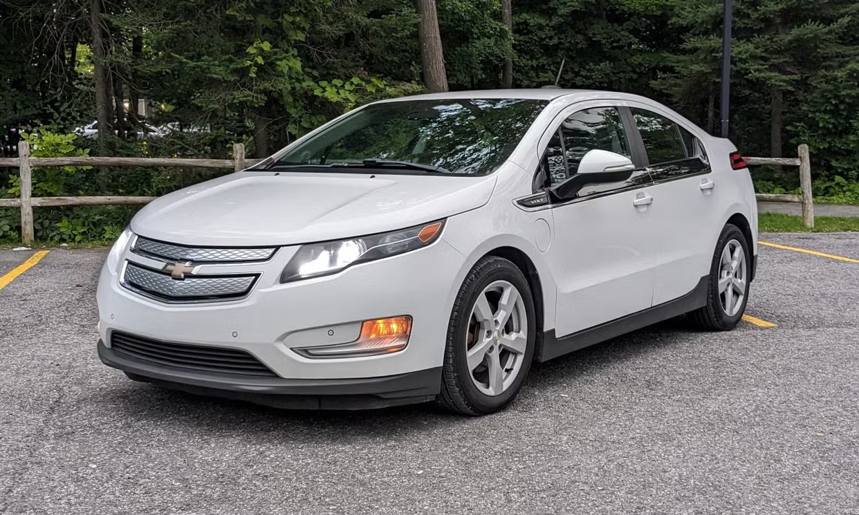 White Volt (1st Generation)