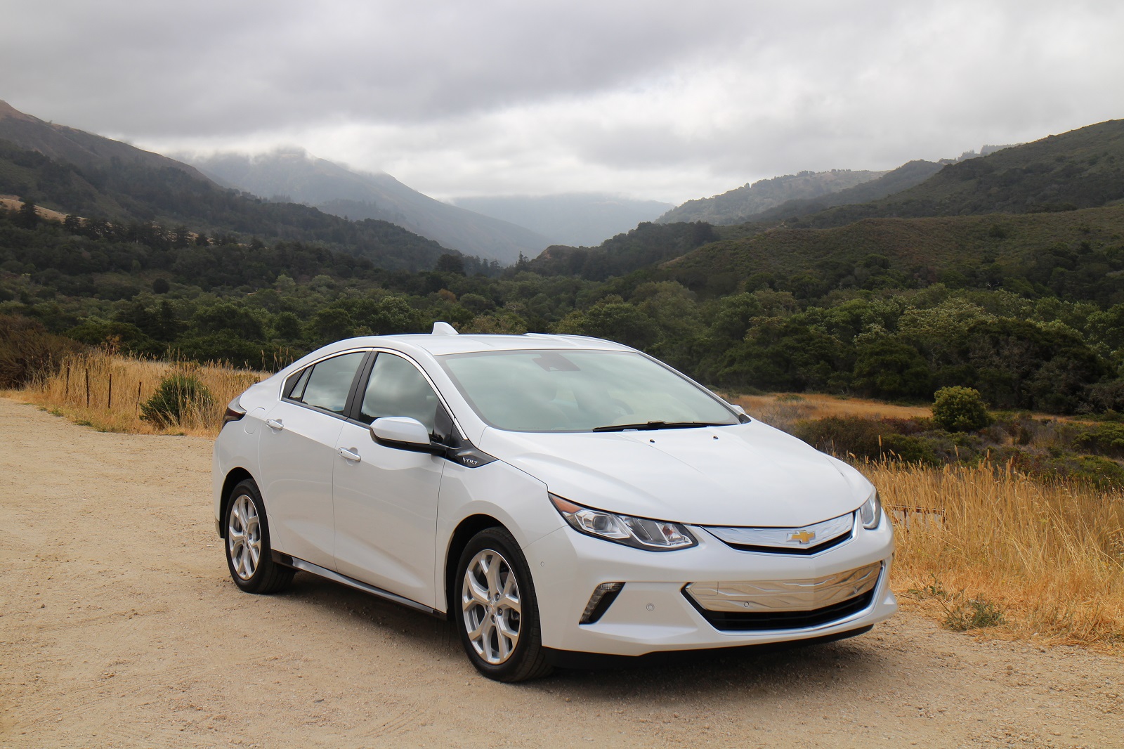 White Chevy Volt plug-in hybrid for visiting professionals in Ottawa